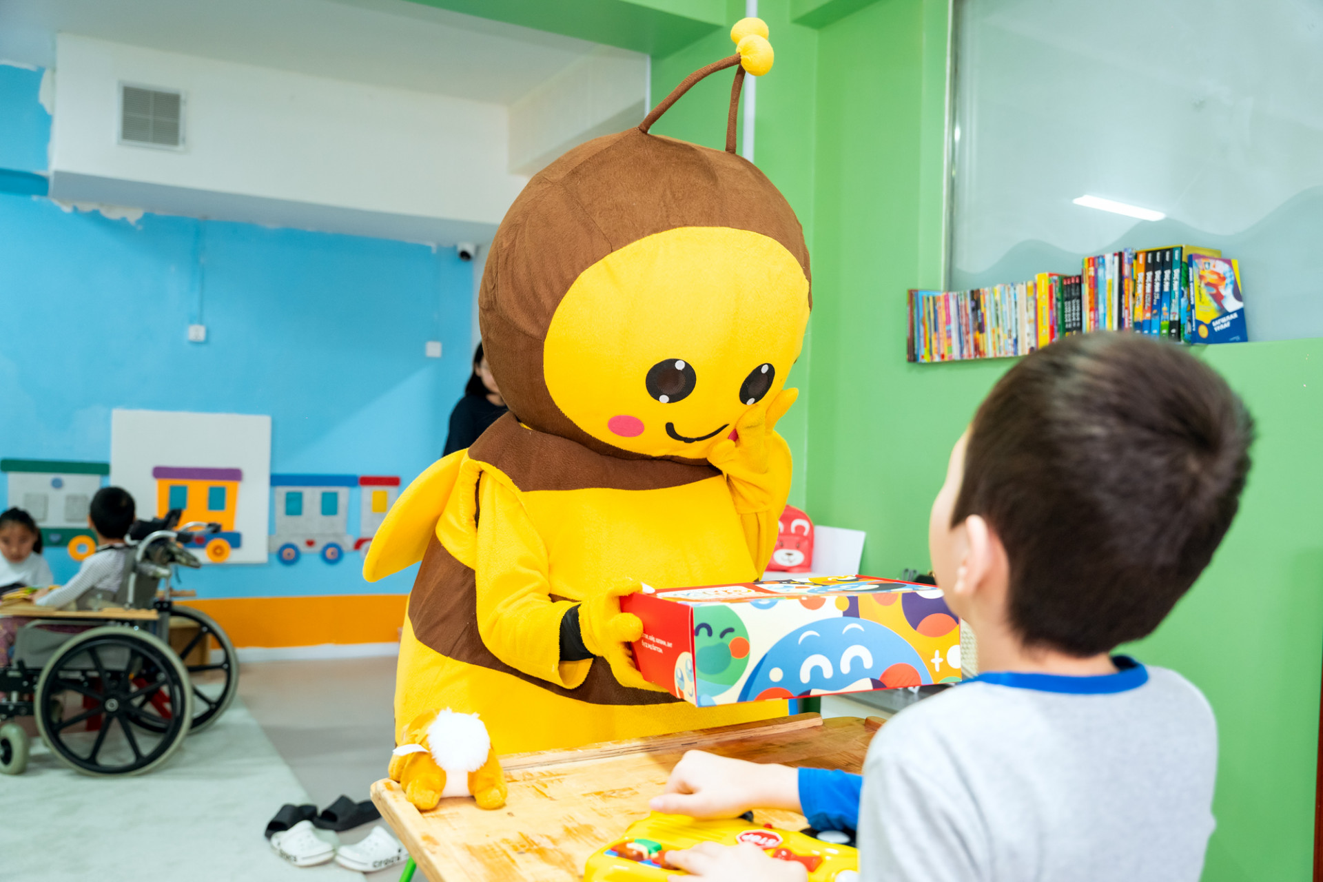 NANO SMILE BOX — ИНЭЭМСЭГЛЭЛ ТҮГЭЭЕ